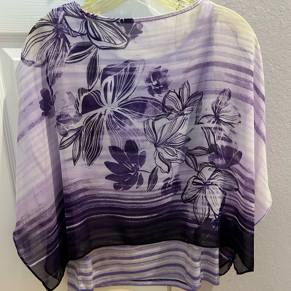 ⭐️Chico's Easywear Size 0 Kimono Style Top and Tank Purple - Picture 2 of 6